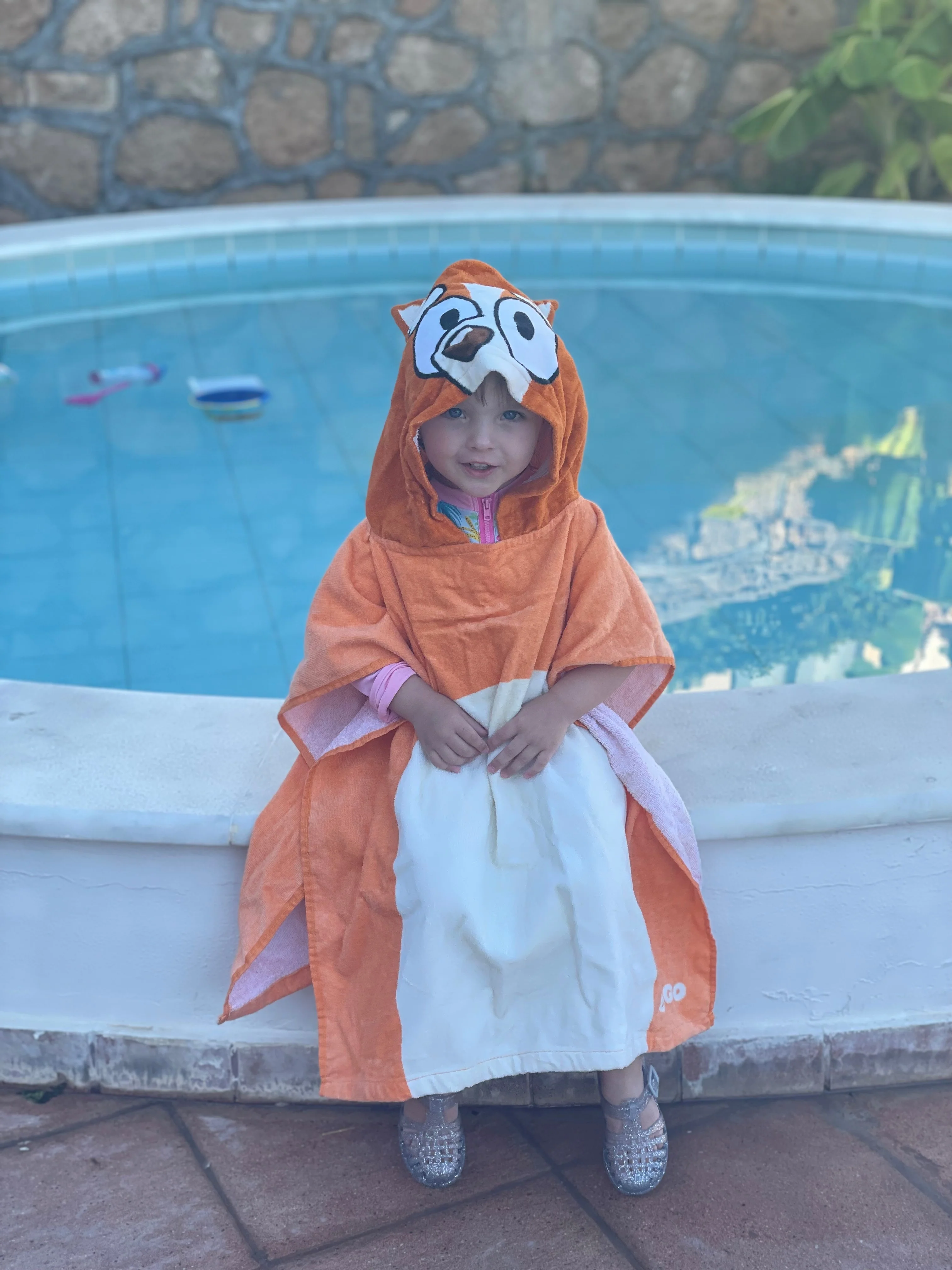 Bingo Kids' Lightweight Poncho Towel - Image 7