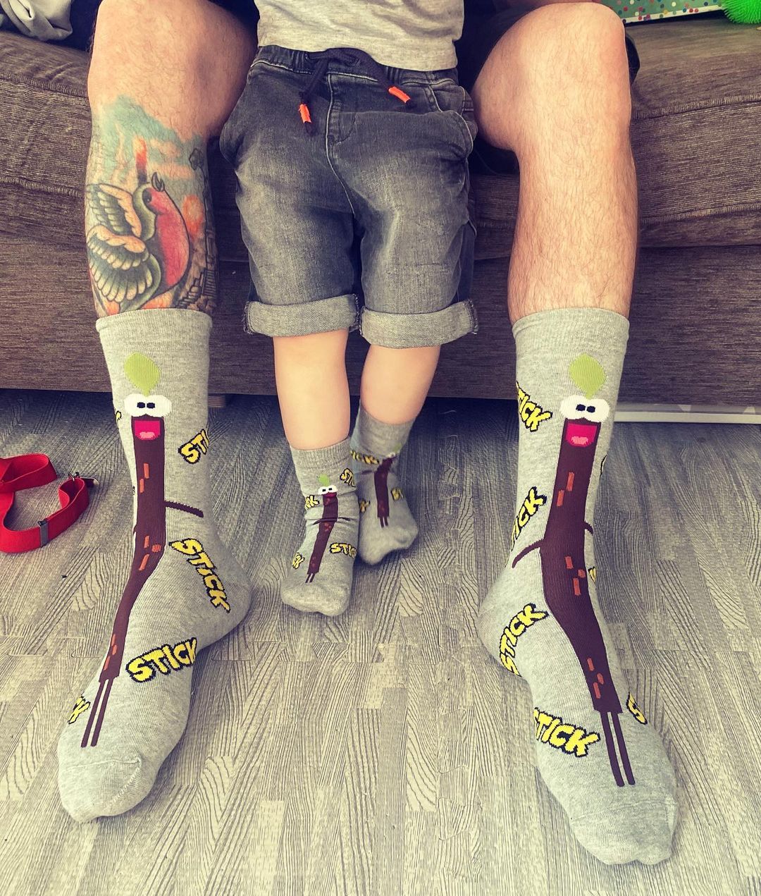 Hey Duggee Stick "Dad" Adult Socks - Image 4